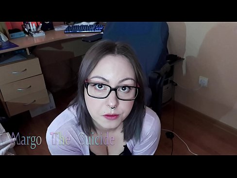 ❤️ Chica sexy con gafas chupa consolador profundamente en la cámara ️ Video de porno en es.serviporno.ru ❌️