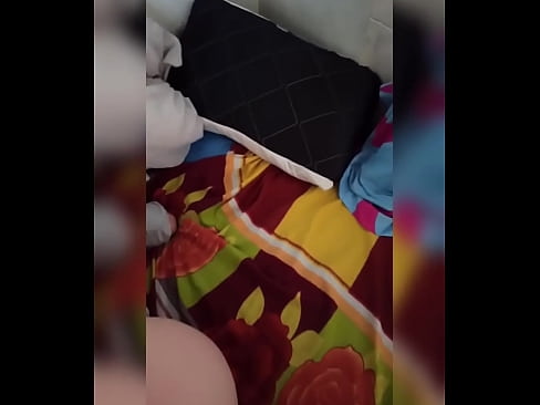 ❤️ Mi compañera de piso se queda sola en casa porque su marido se va de vacaciones y yo aprovecho para follarla y llenarle el culo de leche ️ Video de porno en es.serviporno.ru ❌️